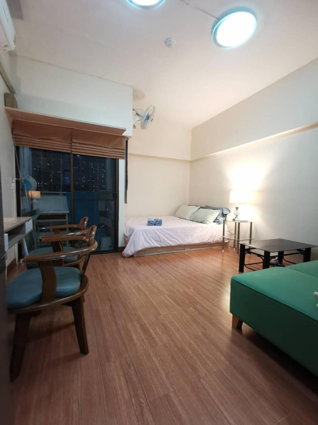 Cozy 1Br Walk To Bts And Airport Rail Link Close To Malls T バンコク都 部屋 写真